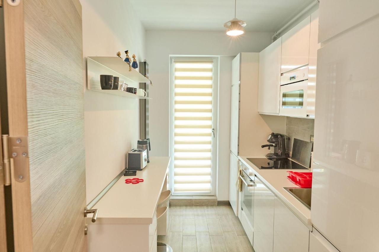 Crazy Sea View 1Br Apartment Spa Pools Resort Mamaia Eksteriør billede